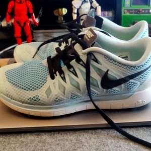 Work Nike woman’s sneakers Sz 8.5